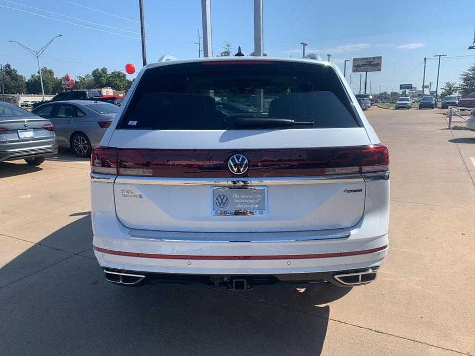 new 2024 Volkswagen Atlas car, priced at $51,451