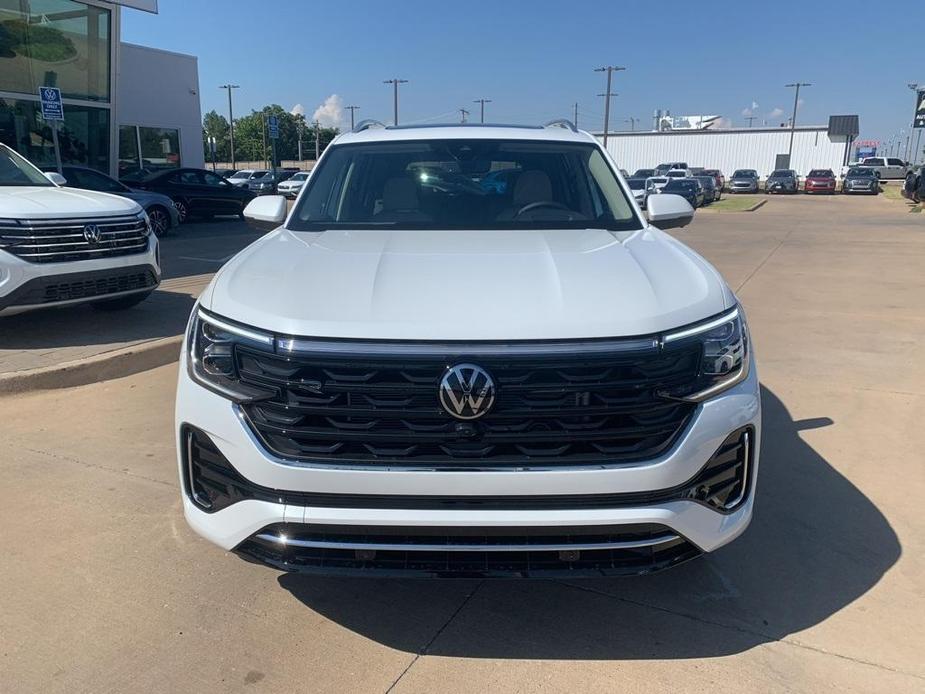 new 2024 Volkswagen Atlas car, priced at $51,451