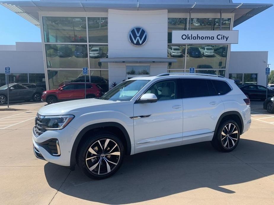 new 2024 Volkswagen Atlas car, priced at $51,451