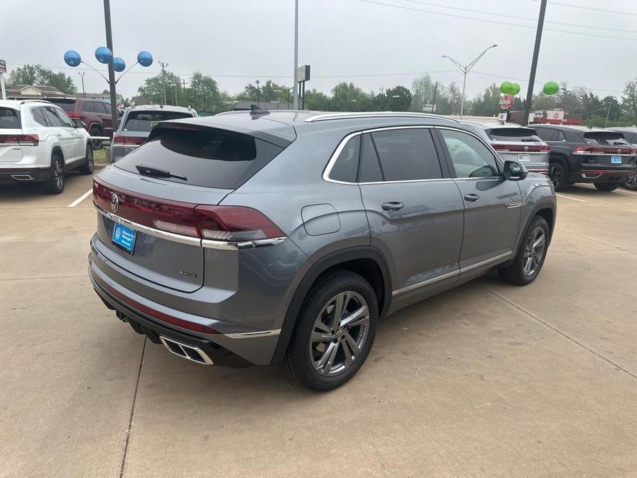 new 2024 Volkswagen Atlas Cross Sport car, priced at $47,099