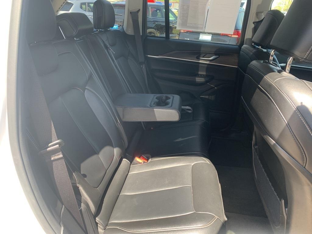 used 2023 Jeep Grand Cherokee car, priced at $27,800