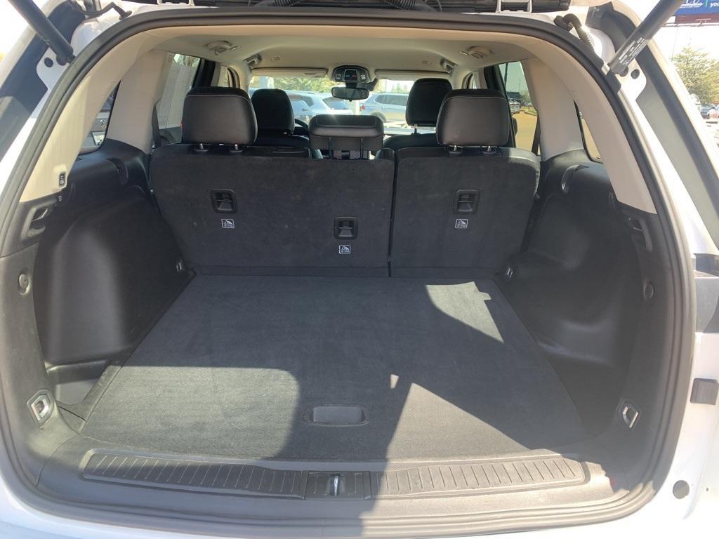 used 2023 Jeep Grand Cherokee car, priced at $27,800