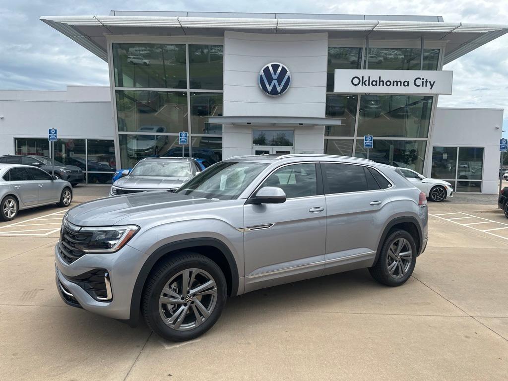 new 2024 Volkswagen Atlas Cross Sport car, priced at $43,099