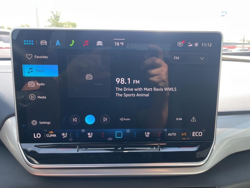 new 2025 Volkswagen ID.4 car, priced at $46,155
