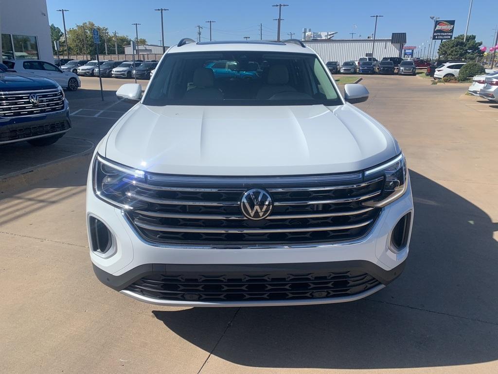 new 2025 Volkswagen Atlas car, priced at $44,573