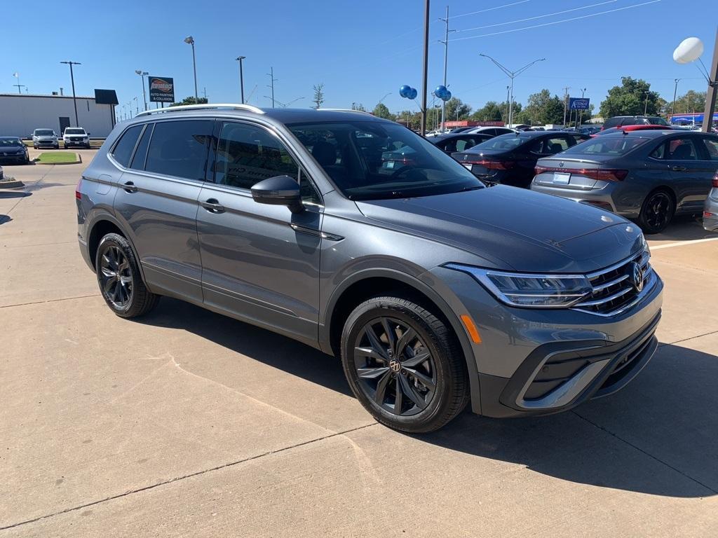 new 2024 Volkswagen Tiguan car, priced at $33,703