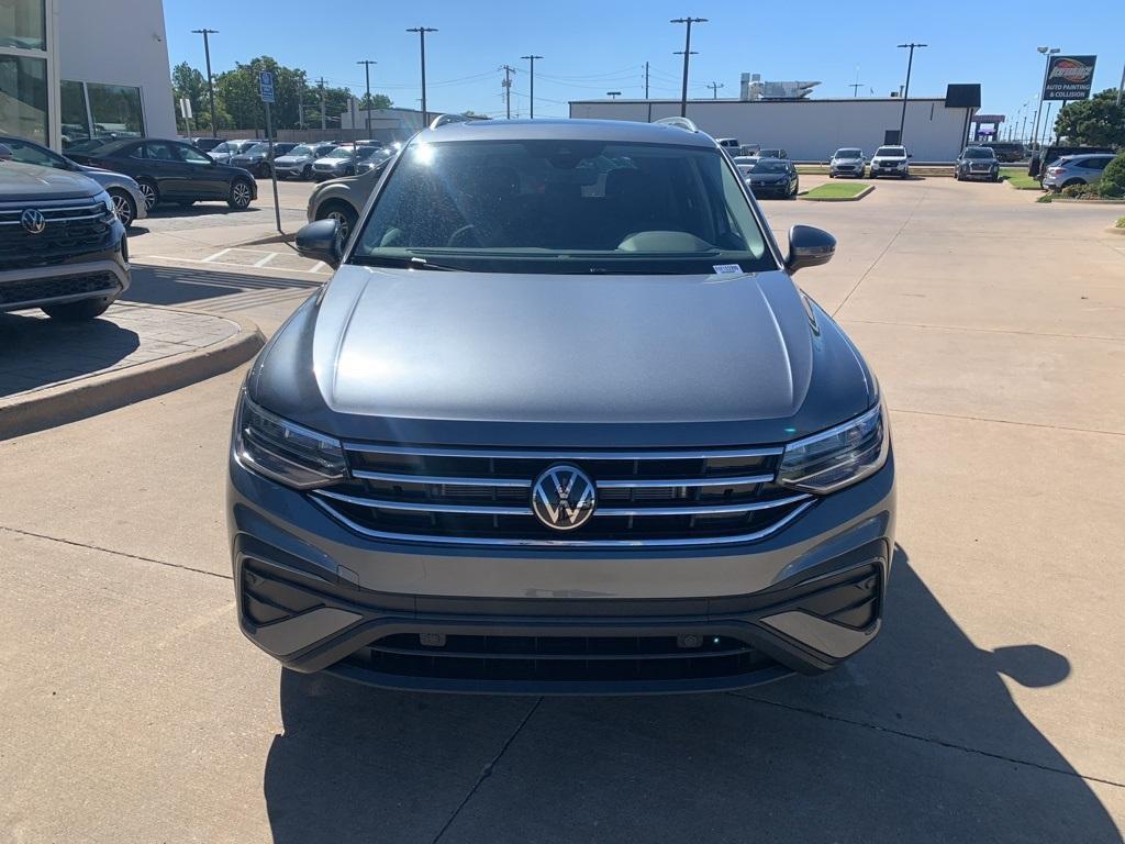 new 2024 Volkswagen Tiguan car, priced at $33,703