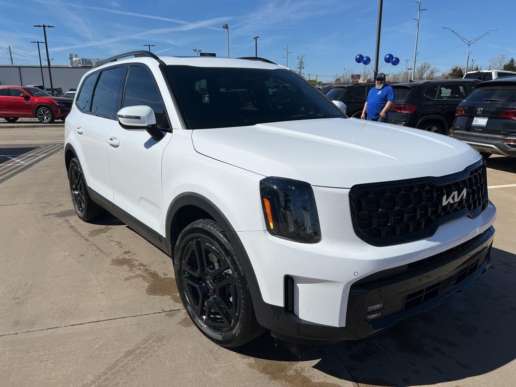 used 2024 Kia Telluride car, priced at $45,988