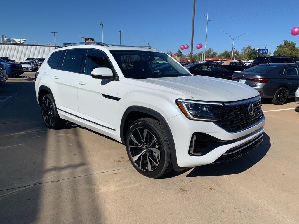 new 2025 Volkswagen Atlas car, priced at $54,581