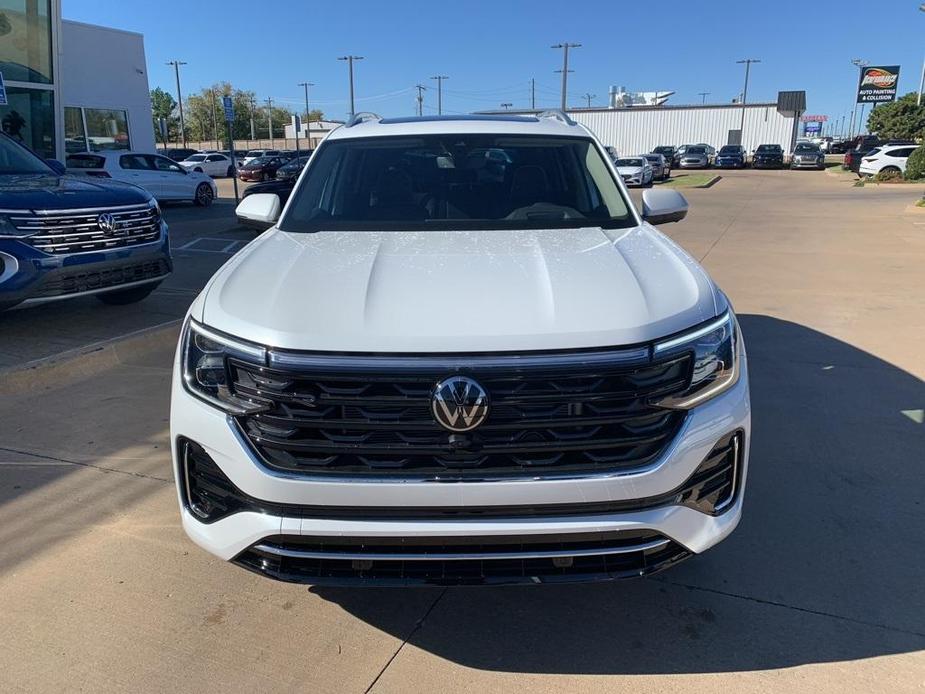 new 2025 Volkswagen Atlas car, priced at $54,581