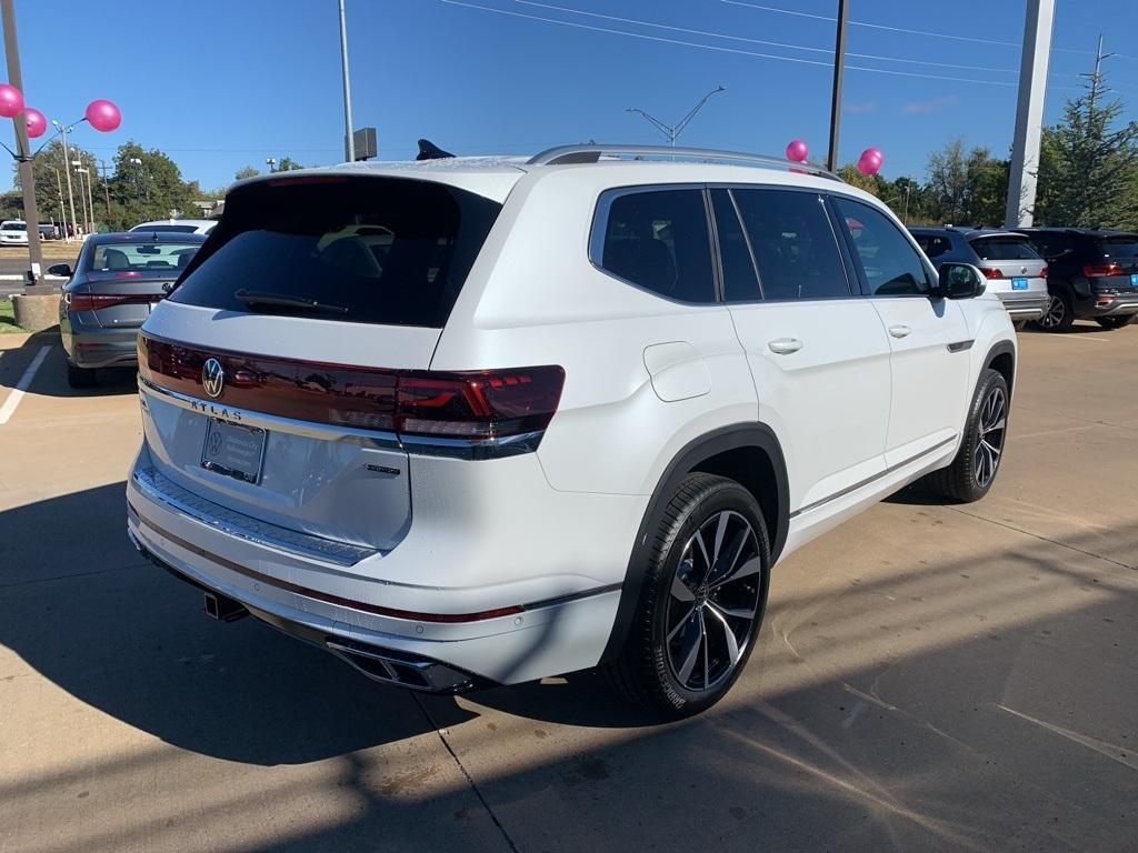 new 2025 Volkswagen Atlas car, priced at $54,581