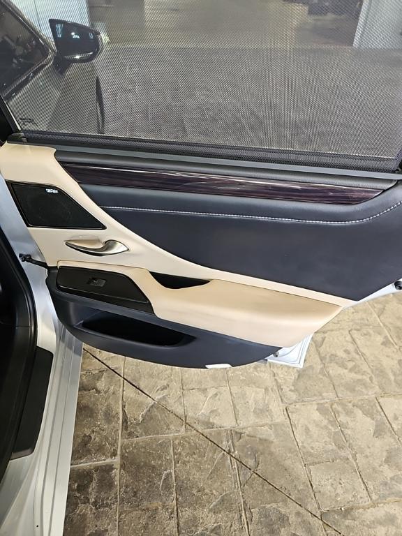 used 2019 Lexus ES 350 car, priced at $34,995