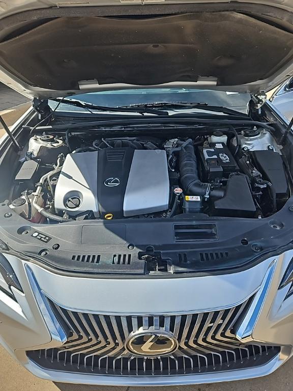 used 2019 Lexus ES 350 car, priced at $34,995