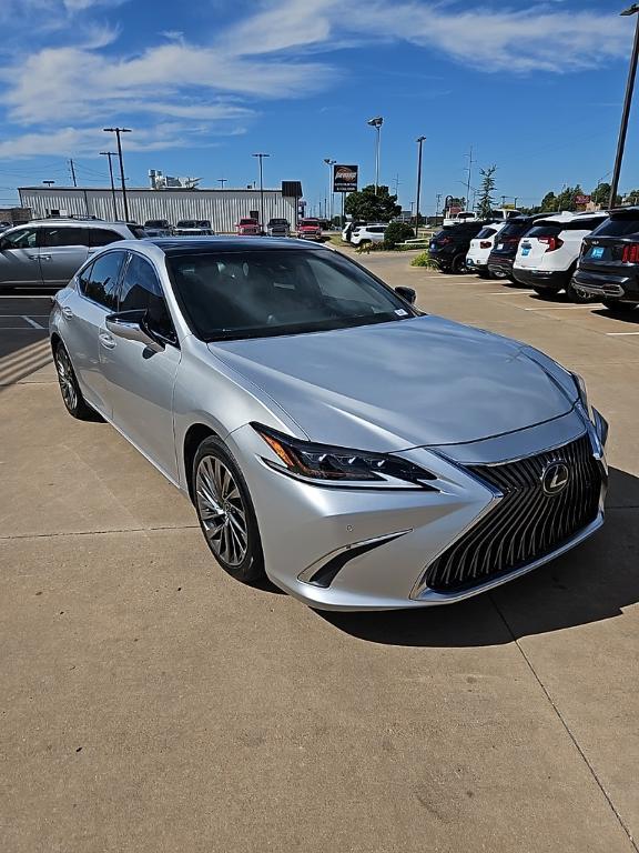 used 2019 Lexus ES 350 car, priced at $34,995
