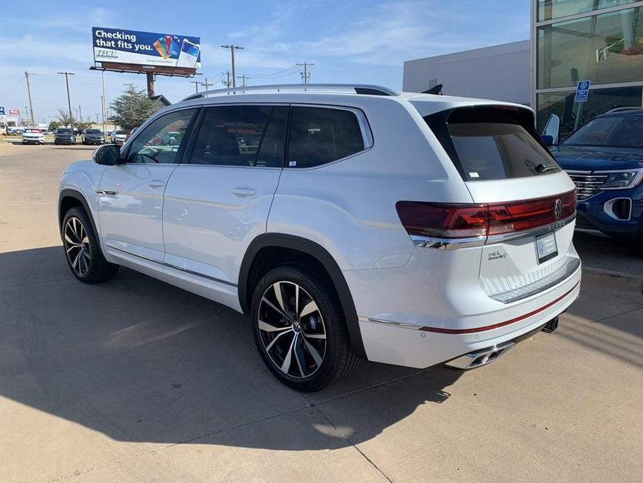 new 2025 Volkswagen Atlas car, priced at $54,581