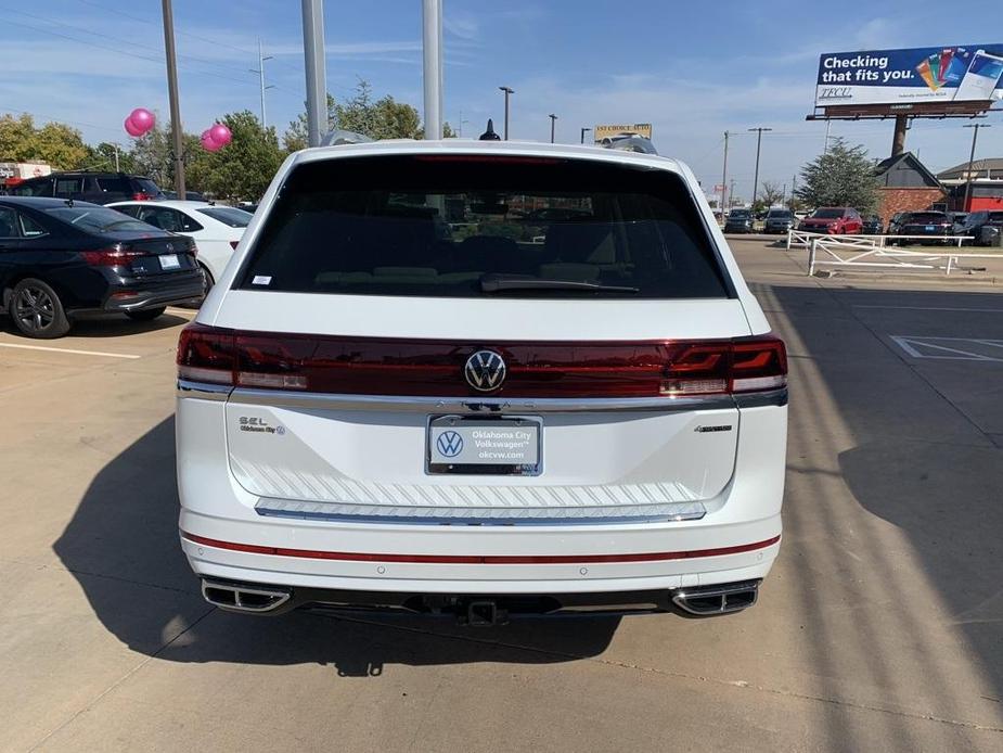 new 2025 Volkswagen Atlas car, priced at $54,581