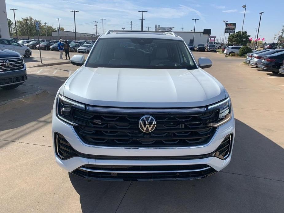 new 2025 Volkswagen Atlas car, priced at $54,581