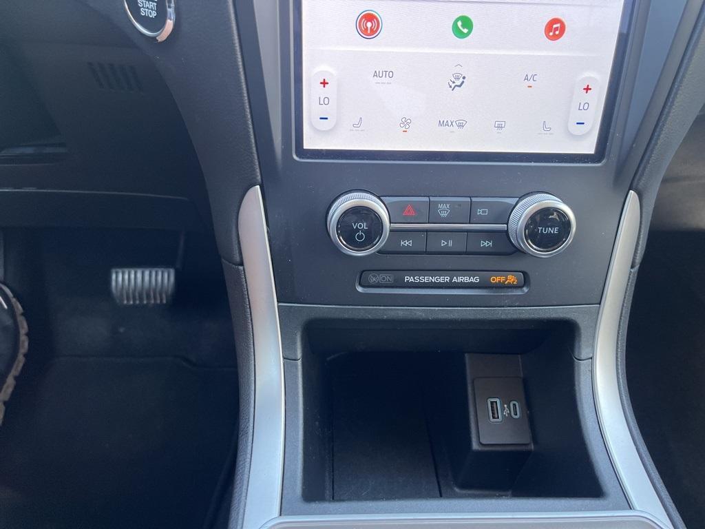 used 2024 Ford Edge car, priced at $26,500