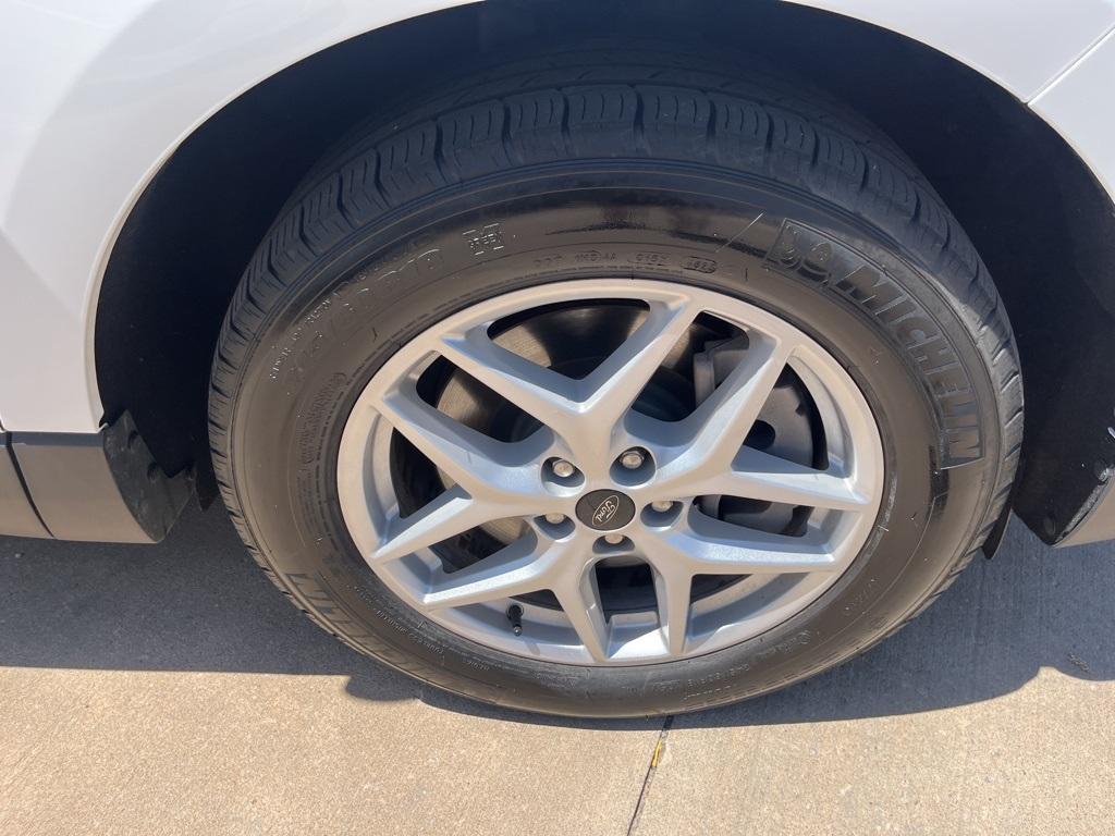 used 2024 Ford Edge car, priced at $26,500