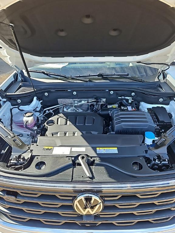 new 2026 Volkswagen Atlas car, priced at $54,118