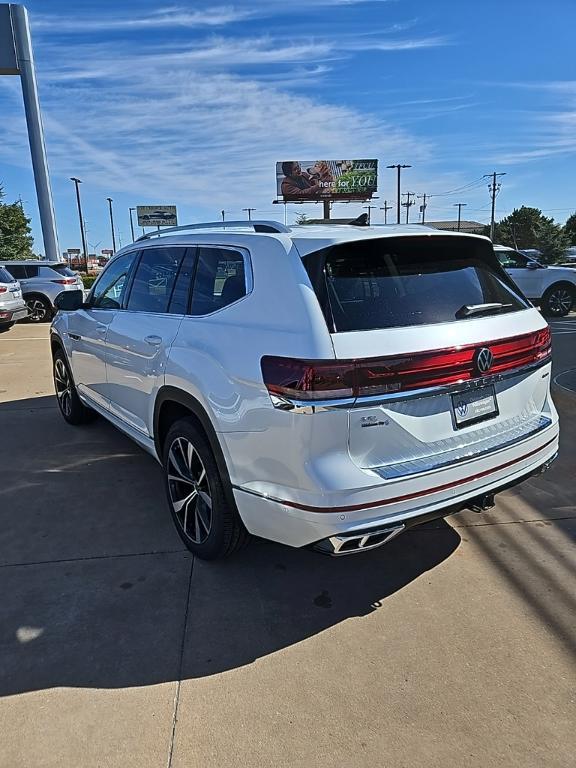 new 2026 Volkswagen Atlas car, priced at $54,118