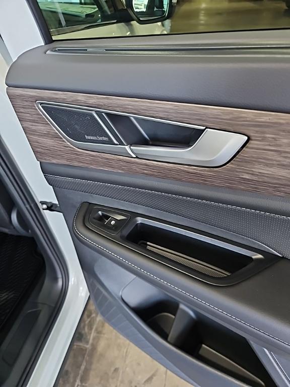 new 2026 Volkswagen Atlas car, priced at $54,118