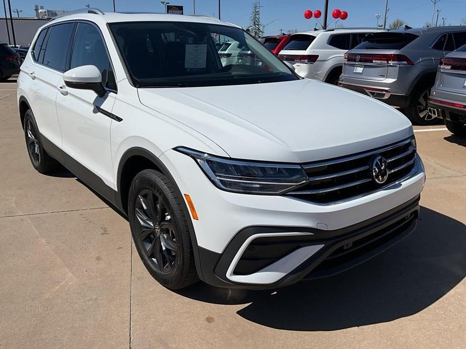 new 2024 Volkswagen Tiguan car, priced at $33,926