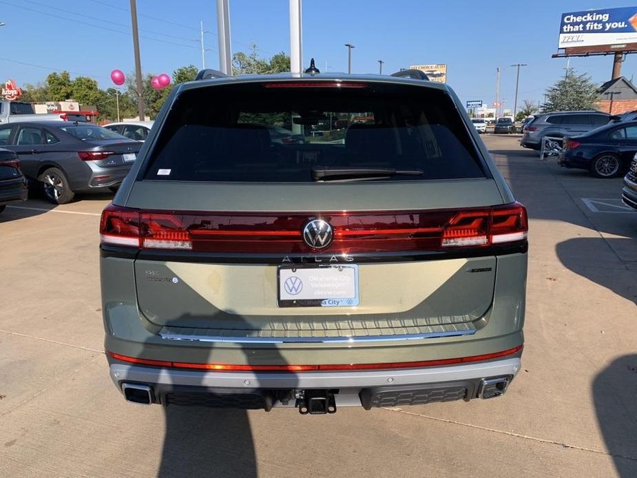 new 2025 Volkswagen Atlas car, priced at $46,502