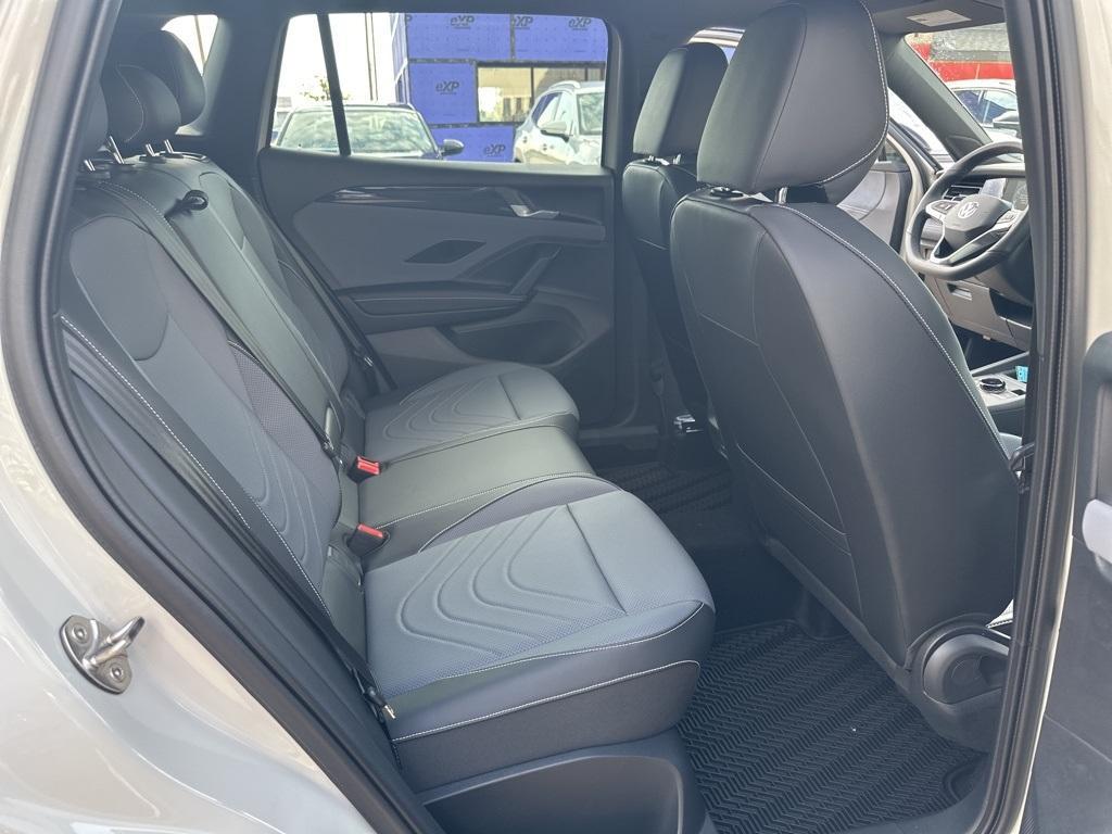 new 2025 Volkswagen Tiguan car, priced at $37,366