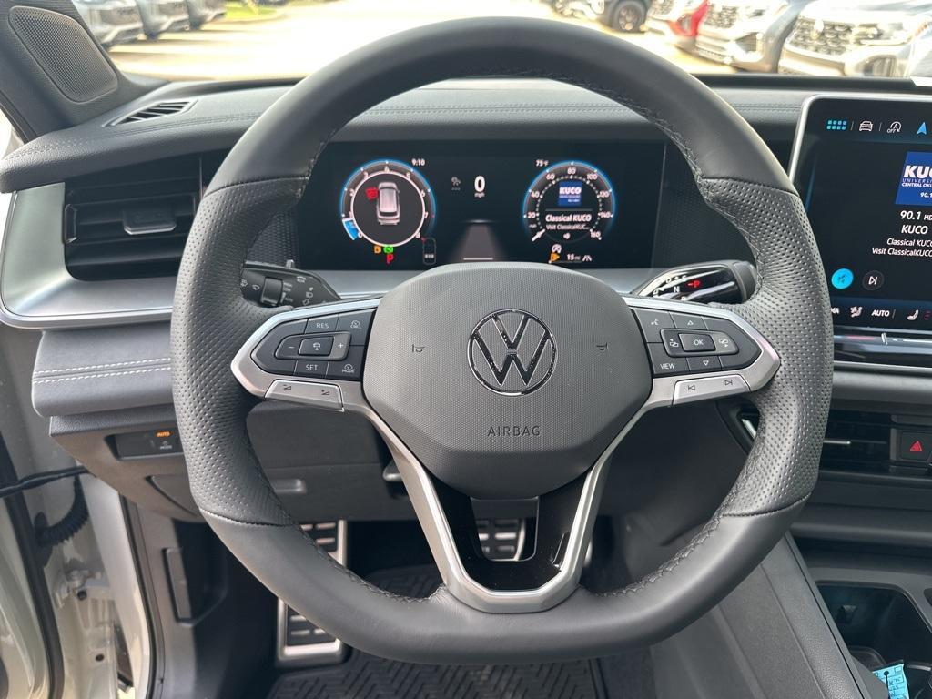 new 2025 Volkswagen Tiguan car, priced at $37,366