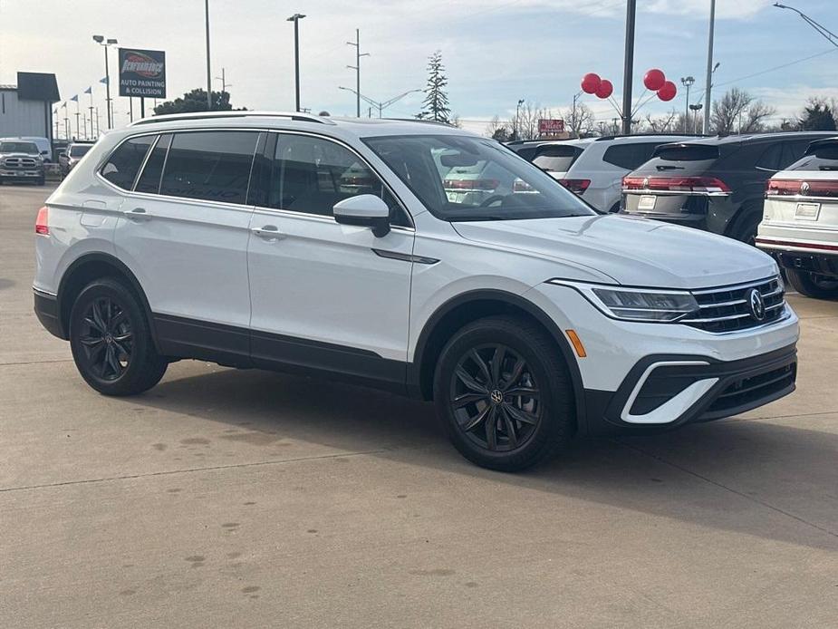 new 2024 Volkswagen Tiguan car, priced at $34,054