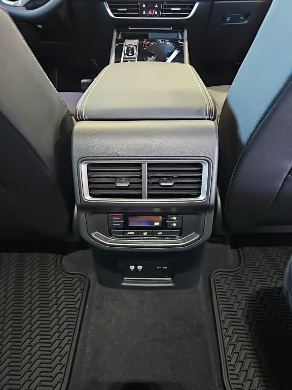 new 2026 Volkswagen Atlas car, priced at $48,088