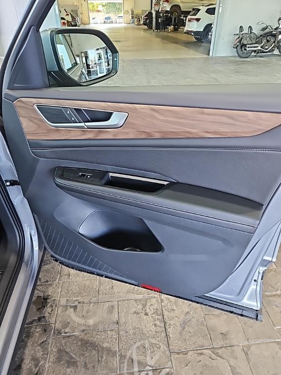 new 2026 Volkswagen Atlas car, priced at $48,088