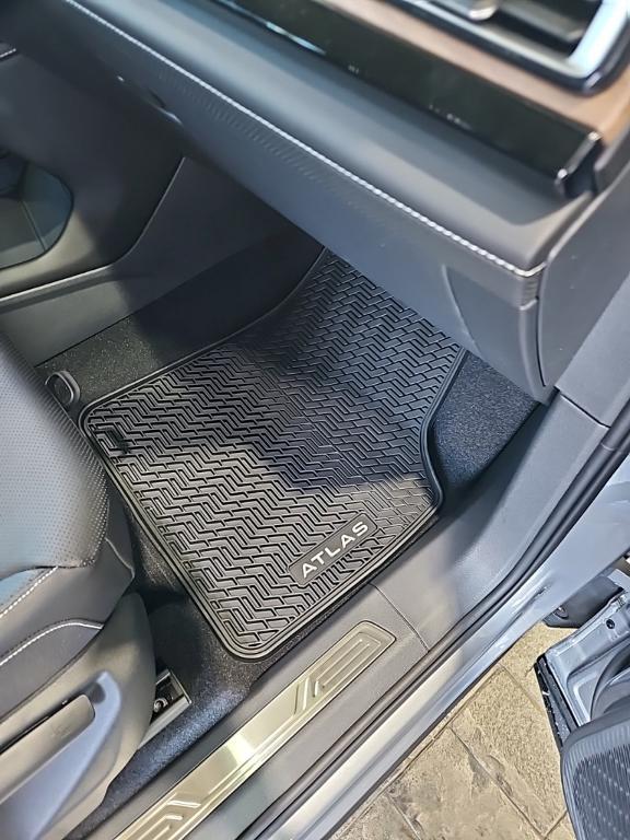 new 2026 Volkswagen Atlas car, priced at $48,088