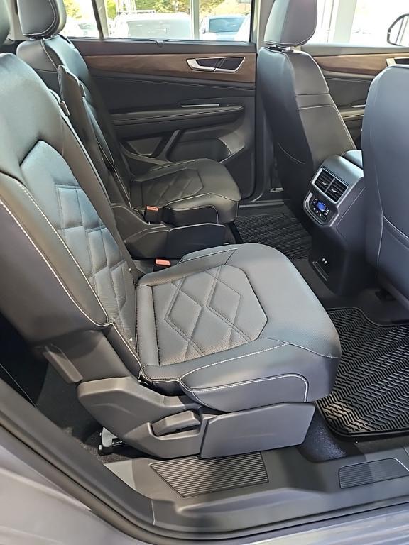 new 2026 Volkswagen Atlas car, priced at $48,088