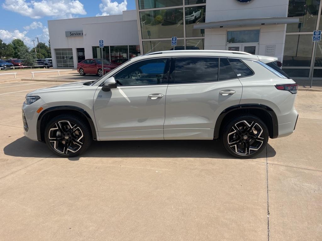 new 2025 Volkswagen Tiguan car, priced at $41,799