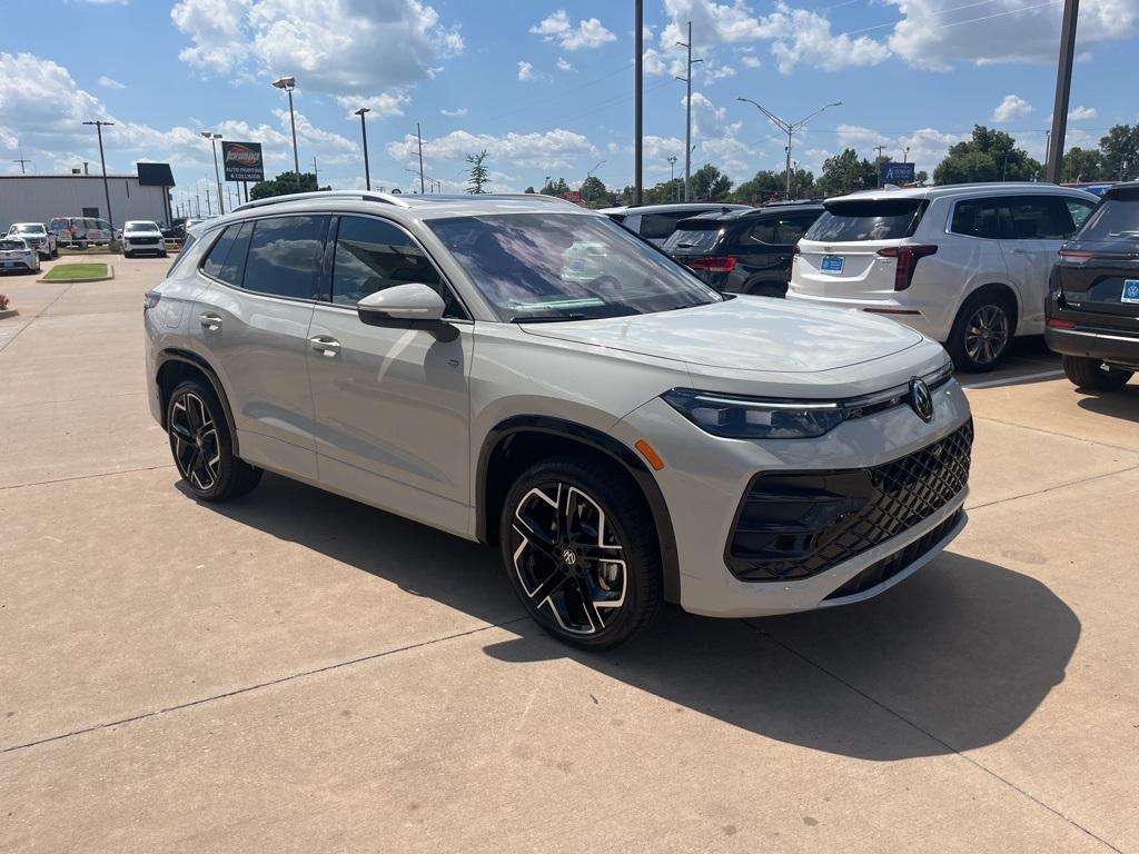 new 2025 Volkswagen Tiguan car, priced at $41,799