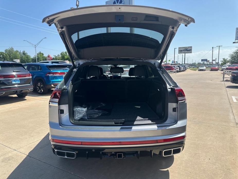 new 2024 Volkswagen Atlas Cross Sport car, priced at $47,099