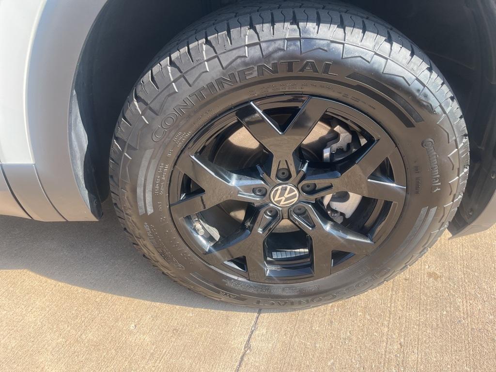used 2024 Volkswagen Atlas car, priced at $41,000