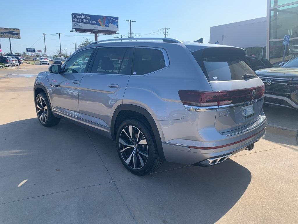 new 2025 Volkswagen Atlas car, priced at $54,126