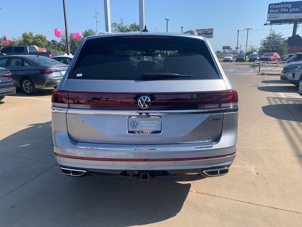 new 2025 Volkswagen Atlas car, priced at $54,126