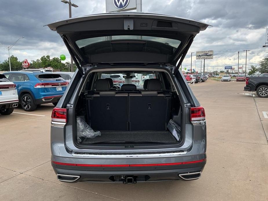 new 2024 Volkswagen Atlas car, priced at $46,632