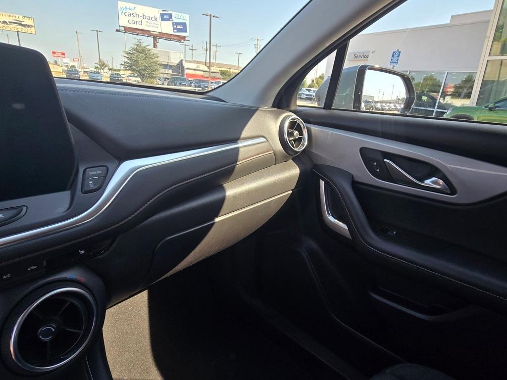 used 2024 Chevrolet Blazer car, priced at $24,999