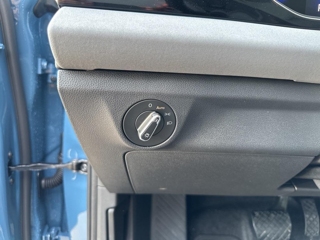 new 2025 Volkswagen Jetta car, priced at $26,526