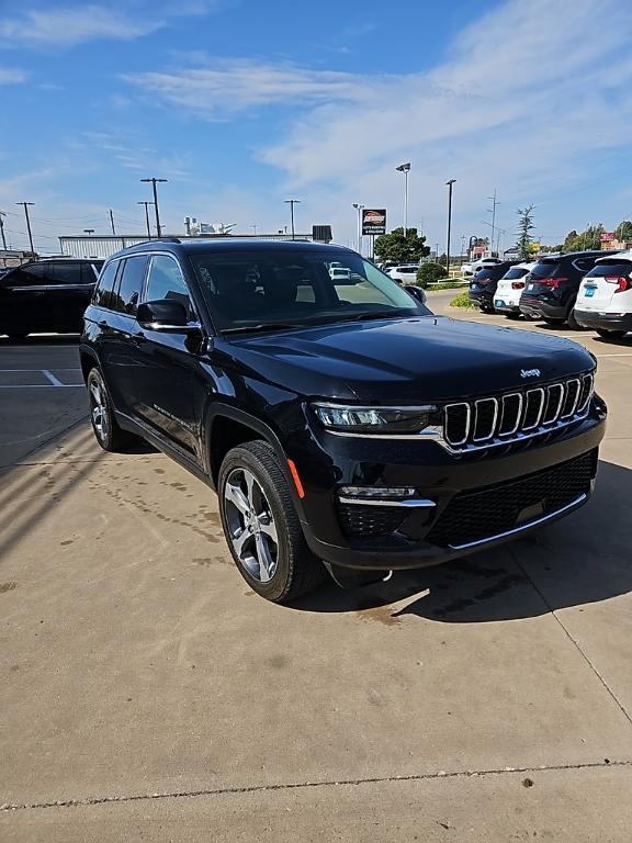 used 2023 Jeep Grand Cherokee car, priced at $31,266