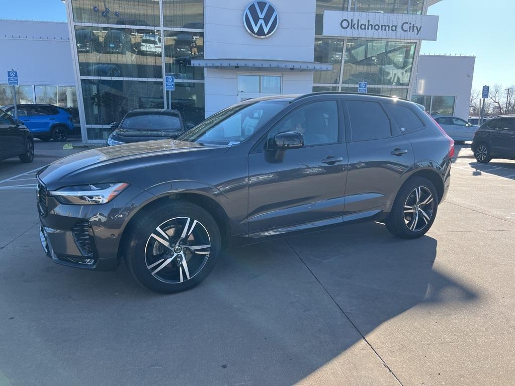 used 2022 Volvo XC60 car, priced at $29,479