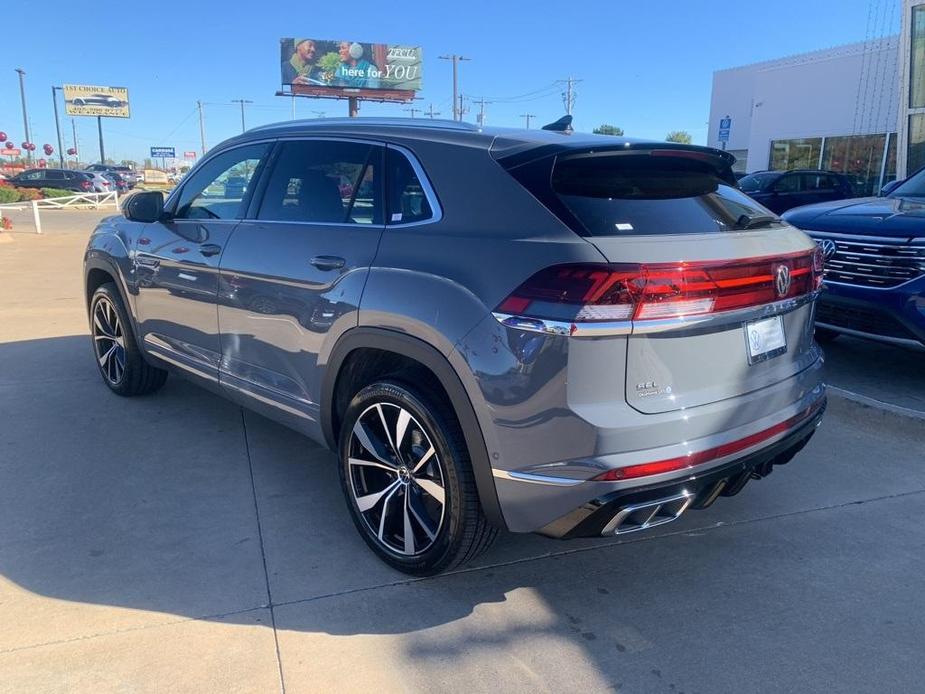 new 2024 Volkswagen Atlas Cross Sport car, priced at $51,000