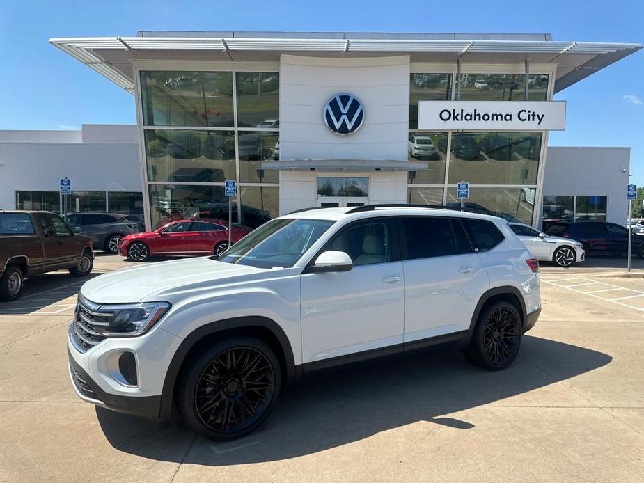 new 2024 Volkswagen Atlas car, priced at $44,682