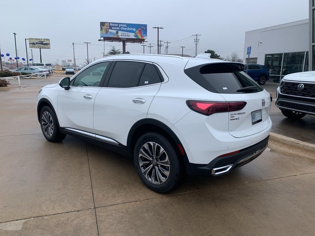 used 2024 Buick Envision car, priced at $29,865