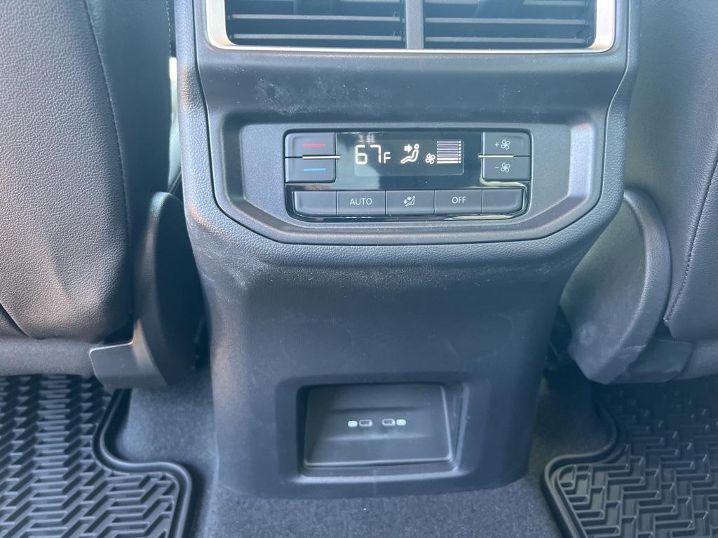 new 2025 Volkswagen Atlas car, priced at $37,774